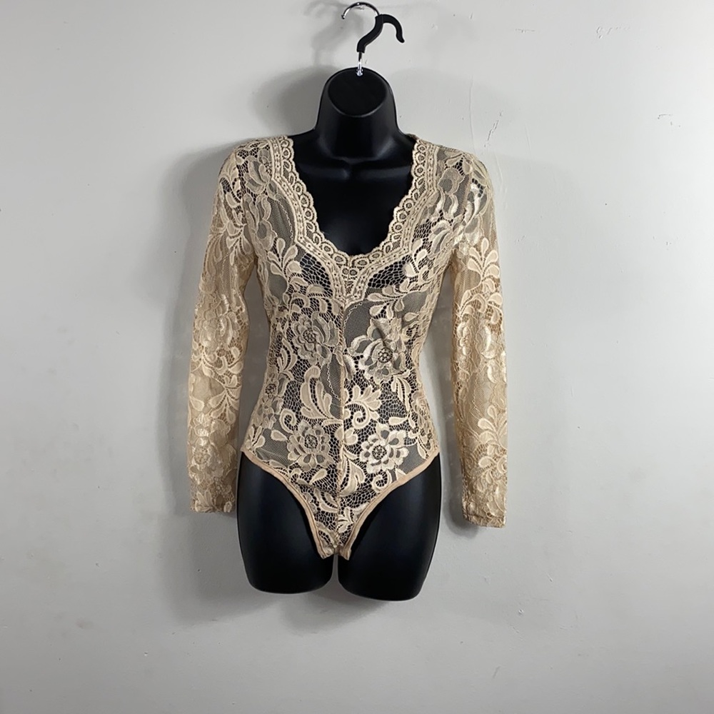 LACE ME NUDE BODYSUIT